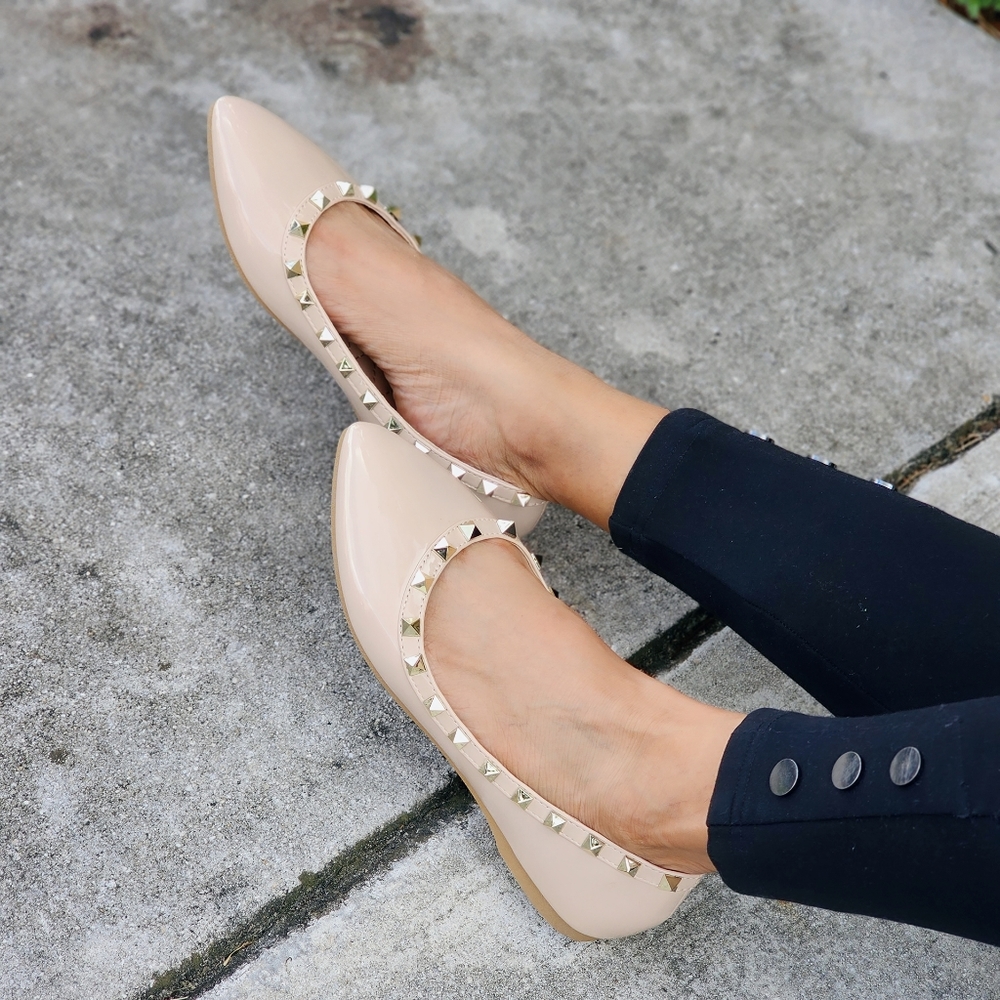 Womens Studded Flat Closed Pointed Toe Sandal Nude Color - Picture 3 of 5